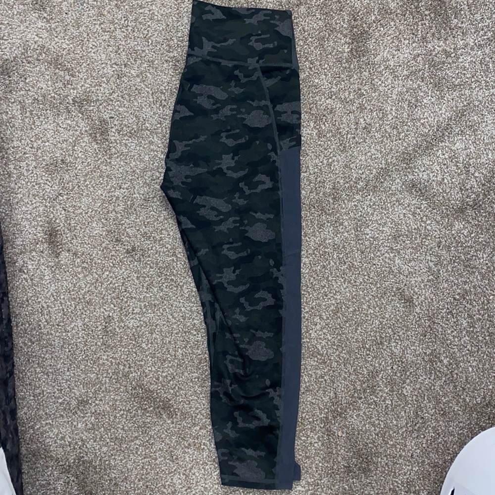 Workout pants